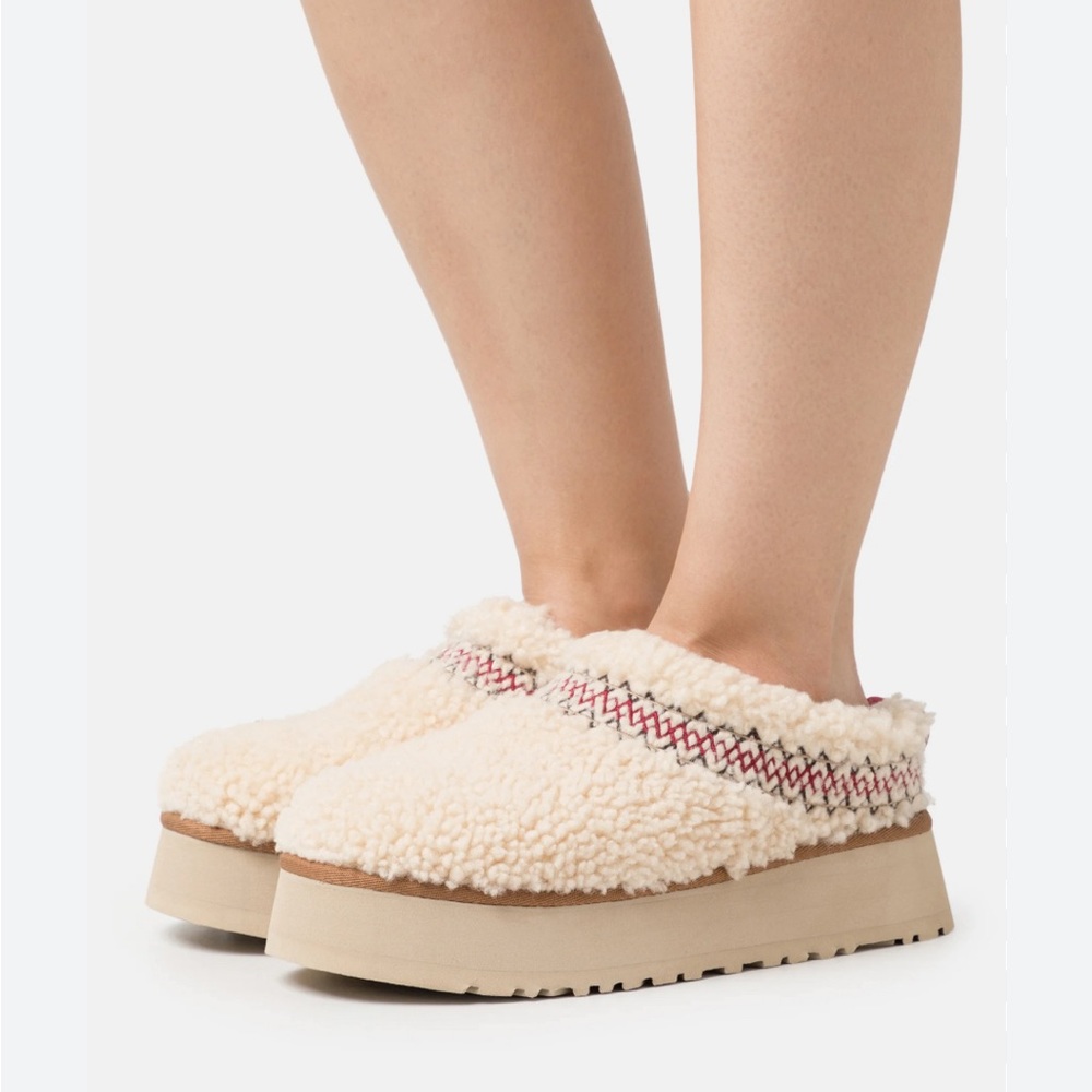 UGG Tazz Braided Slippers SIZE 10